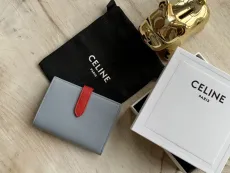 セリーヌ財布 CELINE2022の新しいストラップウォレット