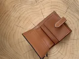 セリーヌ財布 CELINE2022の新しい二つ折り財布