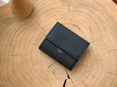 セリーヌ財布 CELINE2022の新しいストラップ三つ折り財布