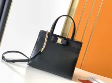 フェラガモバッグ Ferragamo2022最新のショッピングバッグ