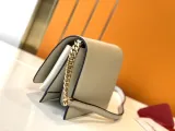 フェラガモバッグ Ferragamo2022最新のTRIFOLIOメッセンジャーバッグ