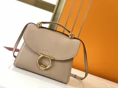フェラガモバッグ Ferragamo2022最新トートバッグ
