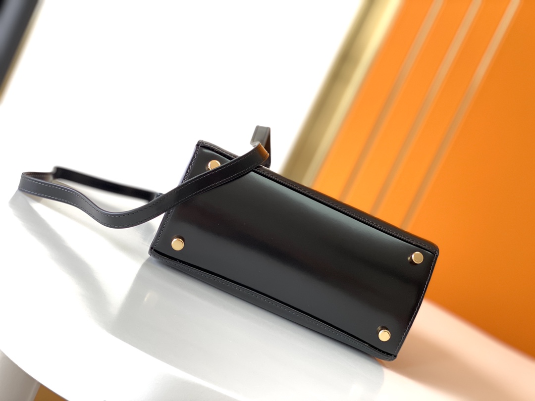 フェラガモバッグ Ferragamo2022ホースシューバッグ