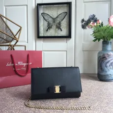 フェラガモバッグ Ferragamo2022新しいミニバッグ