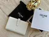 セリーヌ財布 CELINE2022の新しいストラップウォレット