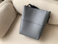 セリーヌバッグ CELINE2022新作SANGLEBUCKETバケットバッグ