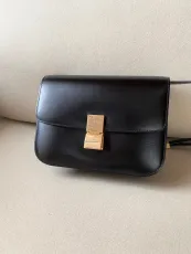 セリーヌバッグ CELINE2022新作クラシックボックスショルダーバッグ