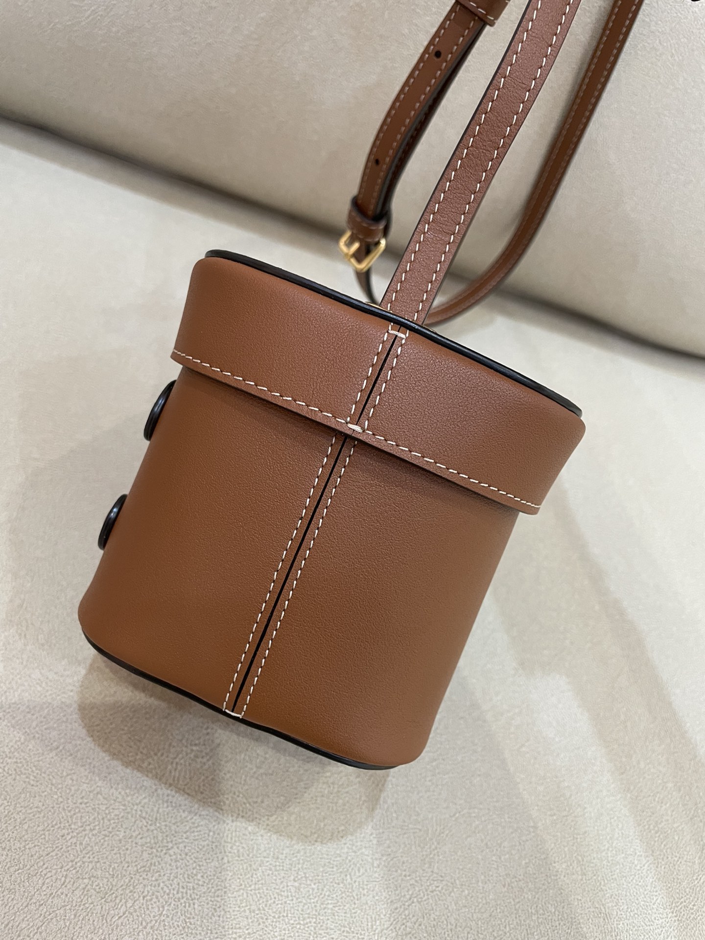 セリーヌバッグ CELINE2022新作BOXTRIOMPHEハンドバッグ