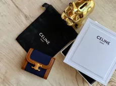 セリーヌ財布 CELINE2022新しいTRIOMPHEフリップウォレット