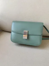 セリーヌバッグ CELINE2022新作クラシックボックスショルダーバッグ