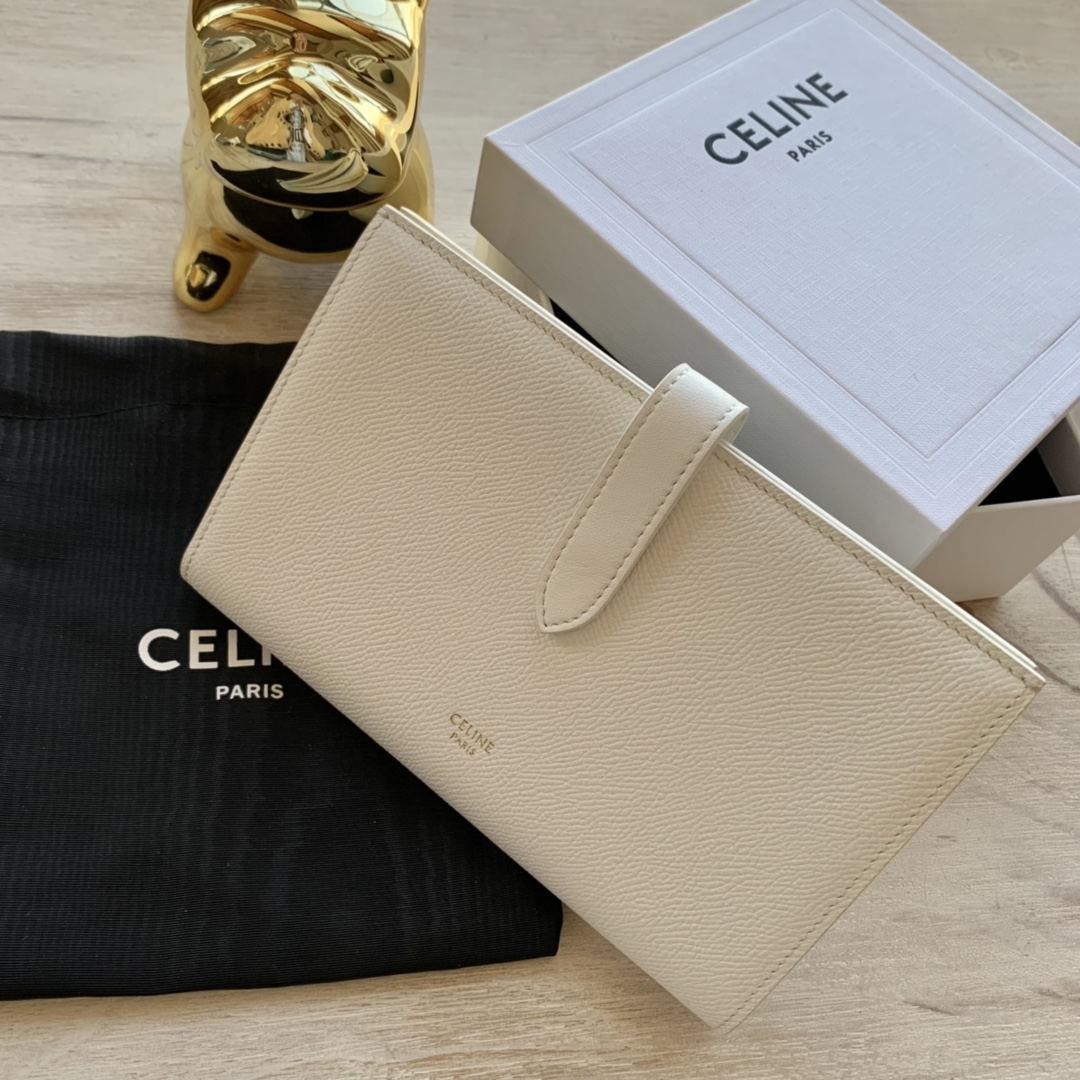セリーヌ財布 CELINE2022の新しいストラップウォレット