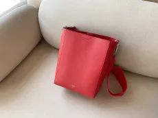 セリーヌバッグ CELINE2022新作SANGLEBUCKETバケットバッグ