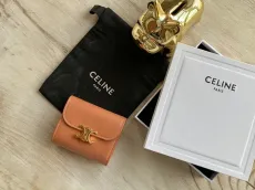 セリーヌ財布 CELINE2022新しいTRIOMPHEフリップウォレット