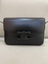 セリーヌバッグ CELINE2022新作TRIOMPHEハンドバッグ