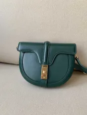 セリーヌバッグ CELINE2022新作BESACEショルダーバッグ