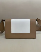 セリーヌバッグ CELINE2022新作フレームショルダーバッグ