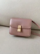 セリーヌバッグ CELINE2022新作ボックスティーンショルダーバッグ