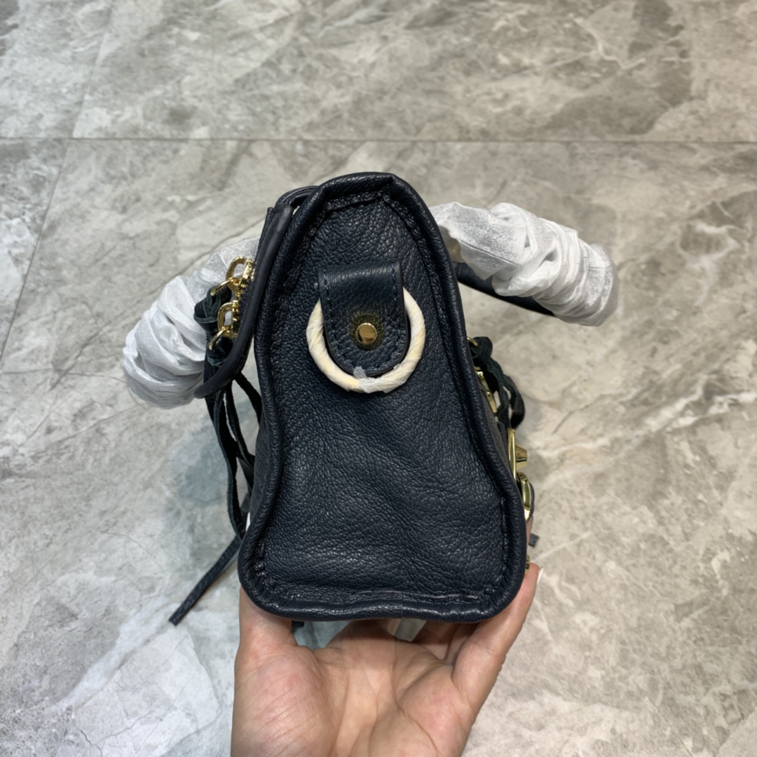バレンシアガバッグ BALENCIAGA2022新しい機関車バッグ