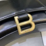 バレンシアガバッグ BALENCIAGA2022新しいワークチェーンメッセンジャーバッグ