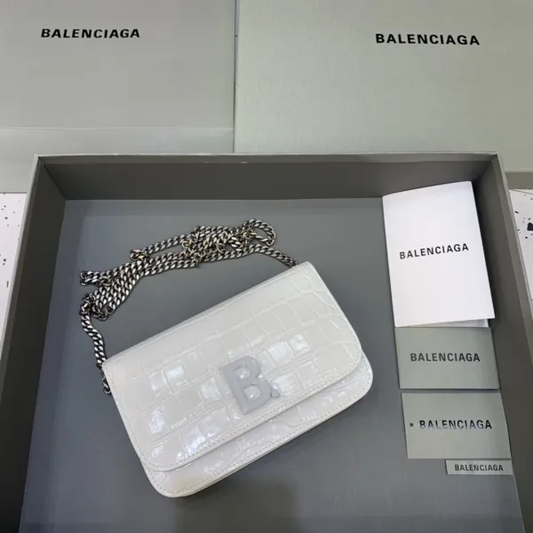 バレンシアガバッグ BALENCIAGA2022ニューチェーンメッセンジャーバッグ
