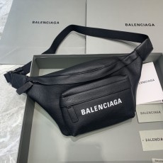 バレンシアガバッグ BALENCIAGA2022新しいウエストバッグ