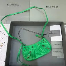 バレンシアガバッグ BALENCIAGA2022新作LeCagoleミニメッセンジャーバッグ