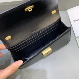 バレンシアガバッグ BALENCIAGA2022新しいゴシップバッグメッセンジャーバッグ
