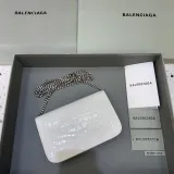 バレンシアガバッグ BALENCIAGA2022ニューチェーンメッセンジャーバッグ