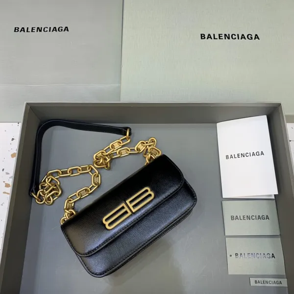 バレンシアガバッグ BALENCIAGA2022新しいゴシップバッグメッセンジャーバッグ