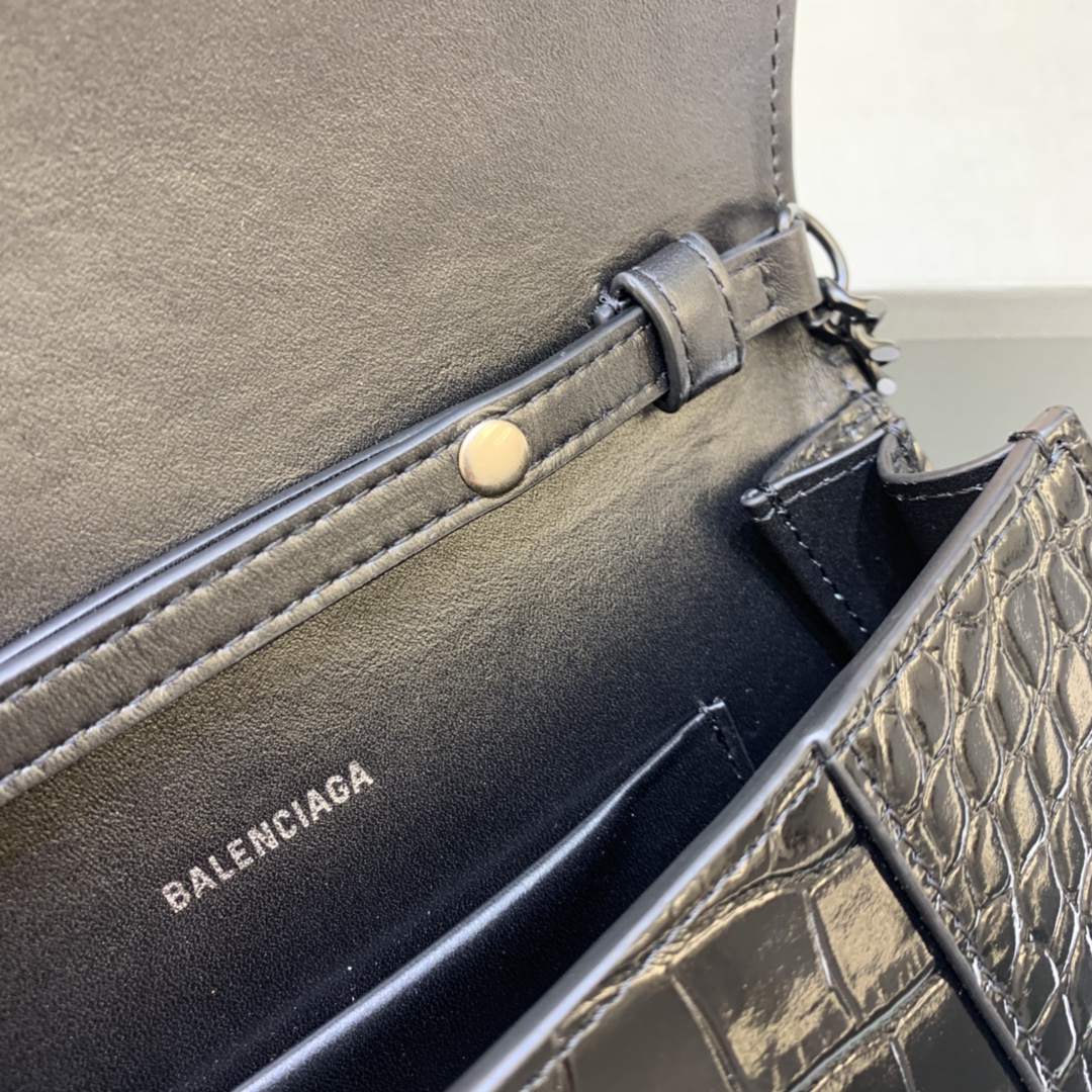 バレンシアガバッグ BALENCIAGA2022新しいワークチェーンメッセンジャーバッグ