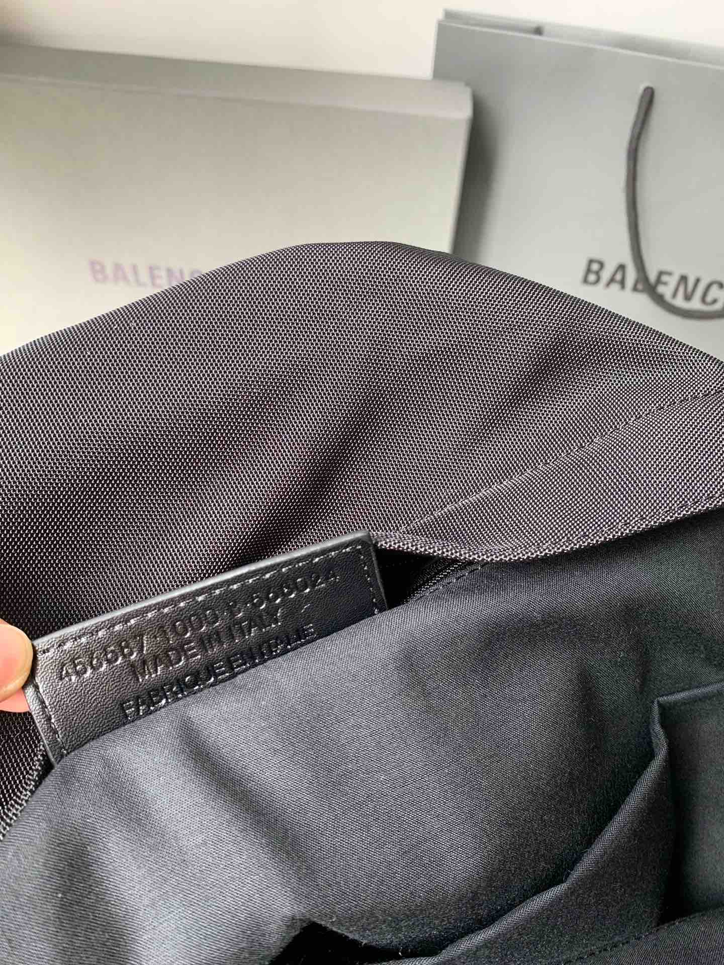 バレンシアガバッグ BALENCIAGA2022新作バックパック