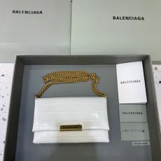 バレンシアガバッグ BALENCIAGA2022新作トリプレットチェーンショルダーバッグ