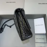 バレンシアガバッグ BALENCIAGA2022新しいワークチェーンメッセンジャーバッグ