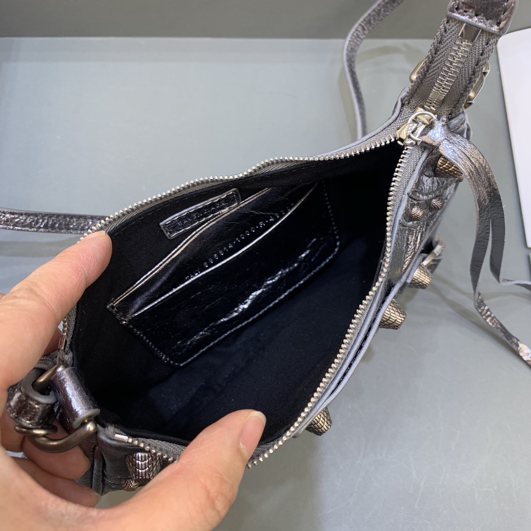バレンシアガバッグ BALENCIAGA2022新作LeCagoleミニメッセンジャーバッグ