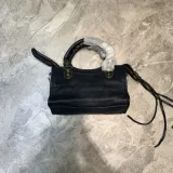 バレンシアガバッグ BALENCIAGA2022新しい機関車バッグ