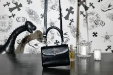クロムハーツバッグ CHROMEHEARTS2022新作クロスハンドバッグ