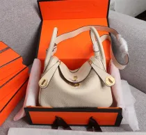 エルメスバッグ HERMES2022新作リンディハンドバッグ