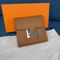 エルメス財布 HERMES2022新作コンスタンスバイフォールドウォレット