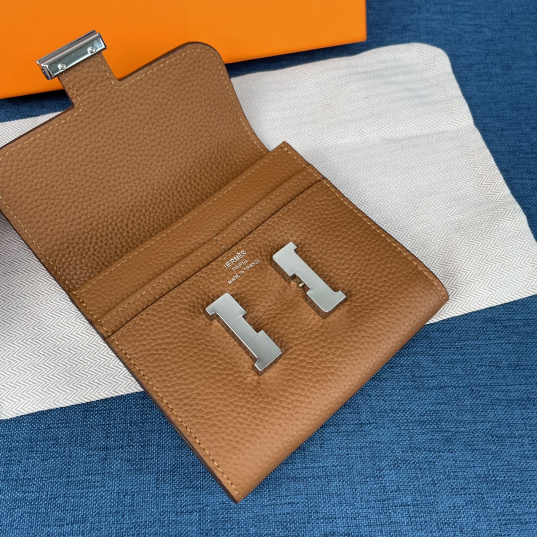 エルメス財布 HERMES2022新作コンスタンスバイフォールドウォレット