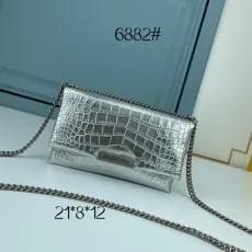 バレンシアガバッグ BALENCIAGA2022新作トリプレットチェーンショルダーバッグ