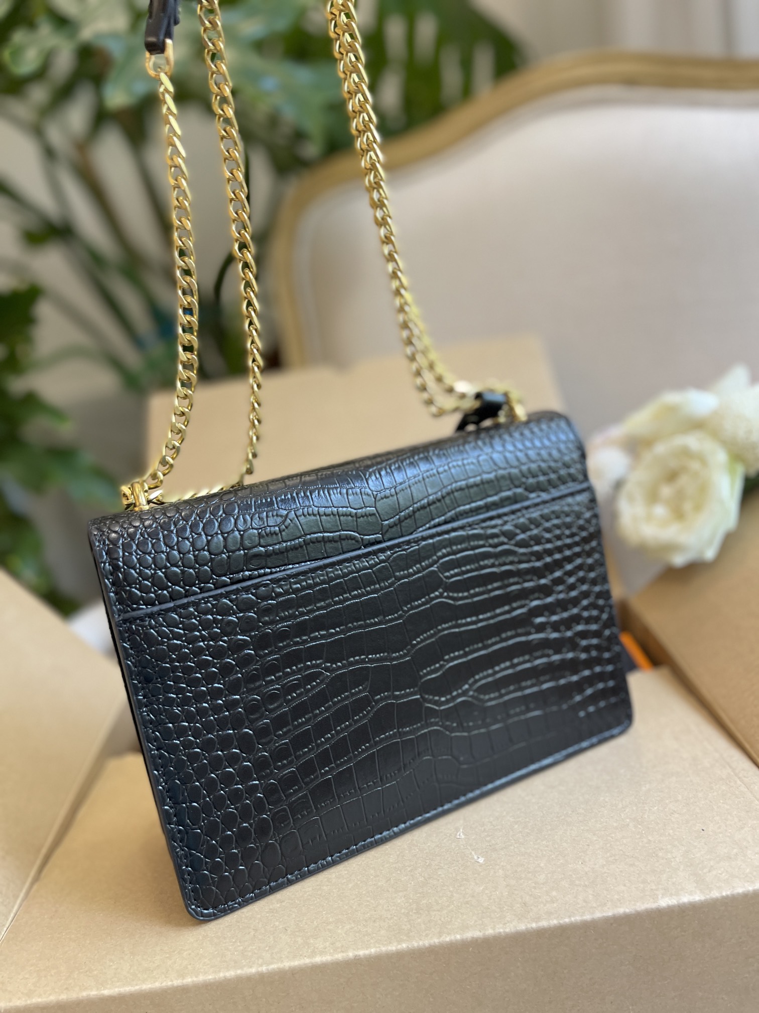 サンローランバッグ Saint Laurent2022新作サンセットチェーンサッチェル