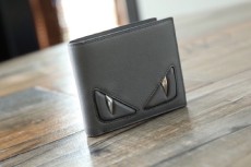 フェンディ財布 FENDI2022の新しい二つ折り財布