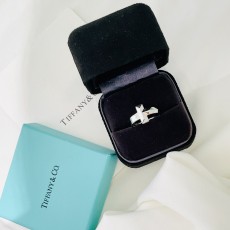 ティファニー指輪 Tiffany＆Co2022新作シングルTワイドバージョン光沢リング