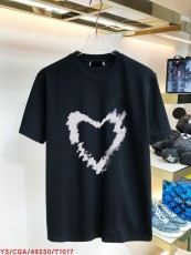 サンローラン服 Saint Laurent2022年春夏ニューラブグラフィティデザインプリント半袖Tシャツ