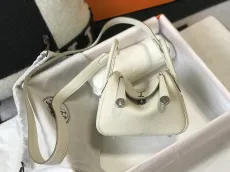 エルメスバッグ HERMES2022新作Mini Lindyメッセンジャーバッグ