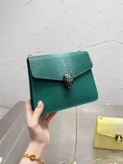 ブルガリバッグ BVLGARI2022新作メッセンジャーバッグ