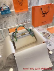 エルメスバッグ HERMES2022新作ケリーハンドバッグ