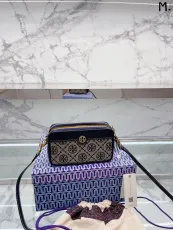 トリーバーチバッグ TORYBURCH2022新しいダブルジッパーカメラバッグ