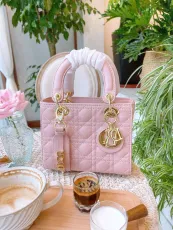 ディオールバッグ DIOR2022新しいLDAYハンドバッグ