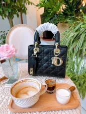 ディオールバッグ DIOR2022新しいLDAYハンドバッグ